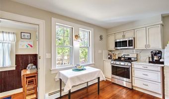 119 Alfred Drowne Rd, Barrington, RI 02806