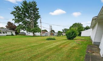 11 Peter Ln, Amsterdam, NY 12010