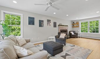 23 Stone Farm Rd, Barrington, NH 03825