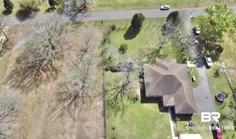 2259 E Laurel St, Atmore, AL 36502