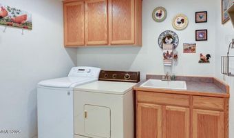 5390 Vinewood Cir, Fallon, NV 89406