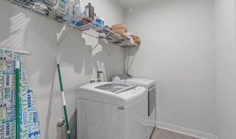1092 Ambergate Sta, Apex, NC 27502