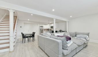 467 E 8th 1A, Boston, MA 02127
