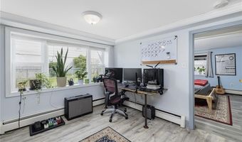 112 Center Ave, Middletown, RI 02842