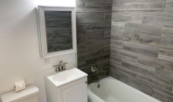 1521 Kinnikinnick St, Anchorage, AK 99508
