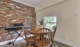 7314 Oak Meadow Dr, Baton Rouge, LA 70818