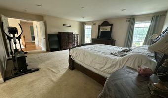 528 Vanderbilt Ave, Bayville, NJ 08721