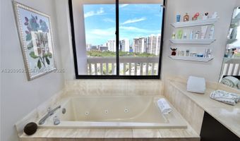 1000 Island Blvd 2005, Aventura, FL 33160