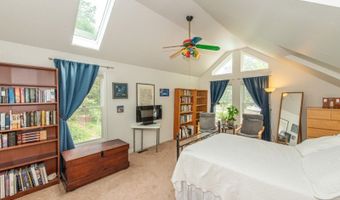 1 Victoria Pines Ln, Andover, NJ 07848