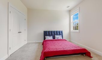 24531 FISHERMANS POND Ct, Aldie, VA 20105