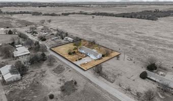 322 S Hilltop Rd, Apache, OK 73006