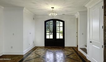 9324 Forest Rd, Abbeville, LA 70510