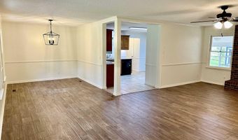 78 Vickie Ln, Albertville, AL 35950