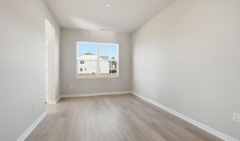 738 N Iron Hill St, Boiling Springs, SC 29316