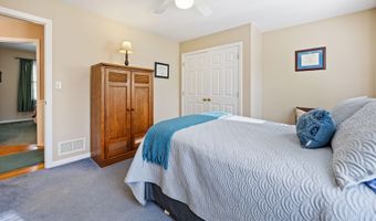 699 Andrea Ct, Cheshire, CT 06410