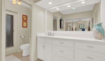 221 Orange Tree Dr, Atlantis, FL 33462