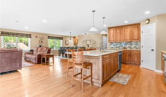 162 Pine Orchard Rd, Glocester, RI 02814