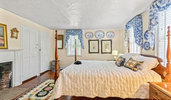 4259 Main St, Barnstable, MA 02630