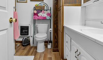 211 E MEDDERS Dr, Anniston, AL 36206