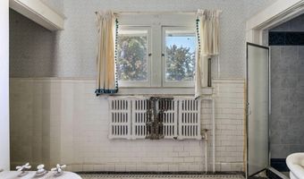160 Manning Blvd, Albany, NY 12203