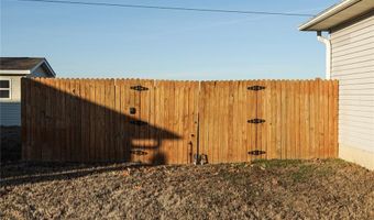 105 Tupelo St, Advance, MO 63730