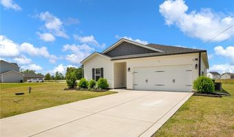 55 Singletree Ln, Autryville, NC 28318