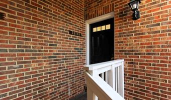 2616 S ARLINGTON MILL Dr 8, Arlington, VA 22206