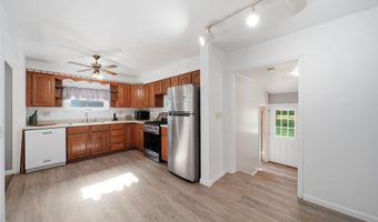 2095 Harold St, Adrian, MI 49221