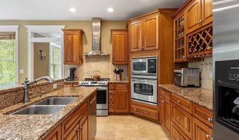 51 Drumlin Hill Rd, Bolton, MA 01740