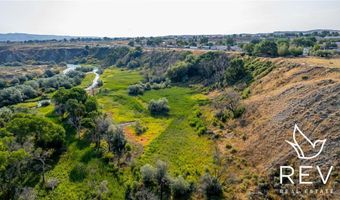 89 W Rocky Rd, Cody, WY 82414