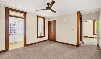 127 Walnut St, Ashville, OH 43103