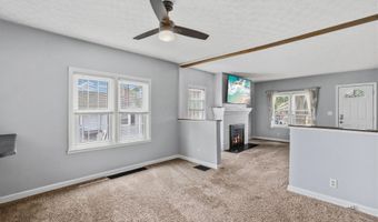 440 Long St, Ashville, OH 43103
