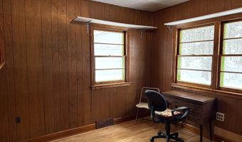 7892 OLD 101 Rd, Armstrong Creek, WI 54103