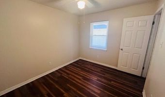 1223 King Henry Dr, Ocean Springs, MS 39564