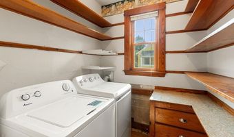 9 Spruce St, Belmont, MA 02478