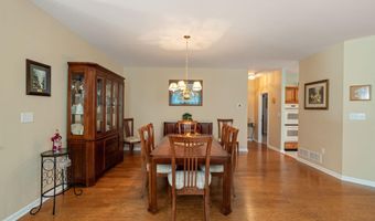 6 MOUNTAIN STREAM Ct, Barnegat, NJ 08005