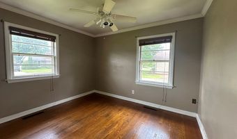2920 Ranch Rd, Ashland, KY 41102