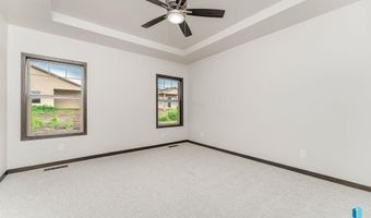 2408 E Brek St, Brandon, SD 57005