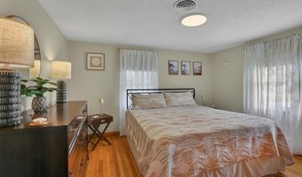 6 Beechwood Cir, Cromwell, CT 06416