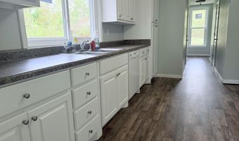 407 W Main St, Blue Mountain, MS 38610