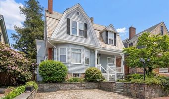 34 Bull St, Newport, RI 02840