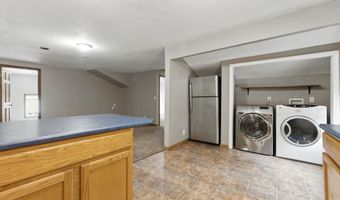 714 Hazel St, Auburn, IN 46706