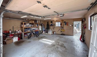 837 5th St, Berthoud, CO 80513