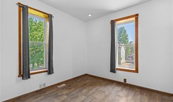 616 E 8th St, Alton, IL 62002