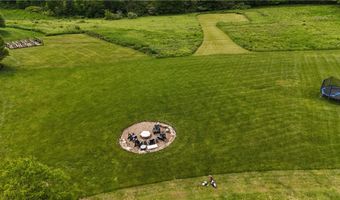 145 Brighton Ln, Adams Twp., PA 16046