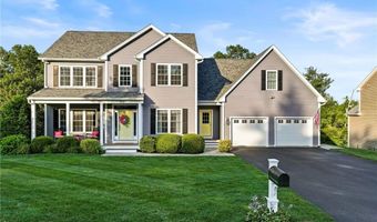 102 Fairhaven Rd, Cumberland, RI 02864