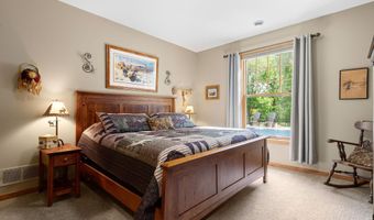 727 Fahlstrom Pl, Afton, MN 55001