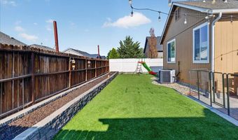 1460 Shadow Ln, Fernley, NV 89408