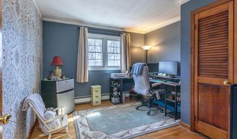 9 Delno Dr, Danbury, CT 06811