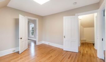 32 Webster Ave, Bangor, ME 04401